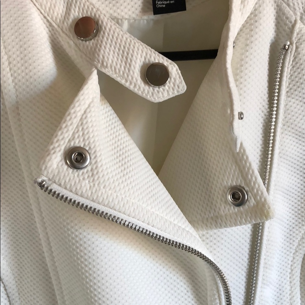 Jacket - Picture 5 of 5